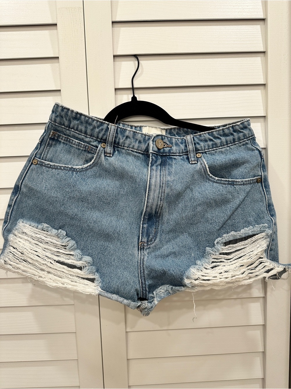Abrand Jeans Classic Light Blue Distressed Denim Shorts size 30